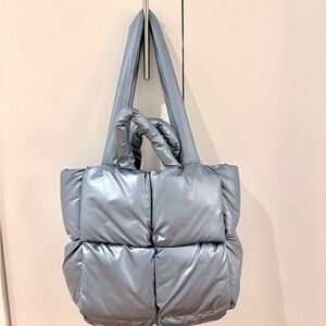 ✨Stylish•Metallic Blue Quilted Tote Bag 🩵